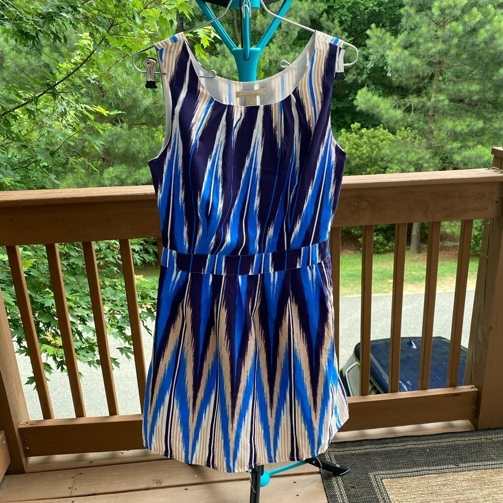 Banana Republic blue patterned dress size 4